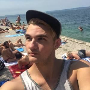 Meet your Posher, Jordan